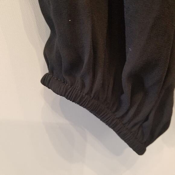 Karen Kane Black Peek a Boo Shoulder Top M - Picture 7 of 10